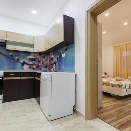 Apartment Dalmatia Kaštela Buitenkant foto