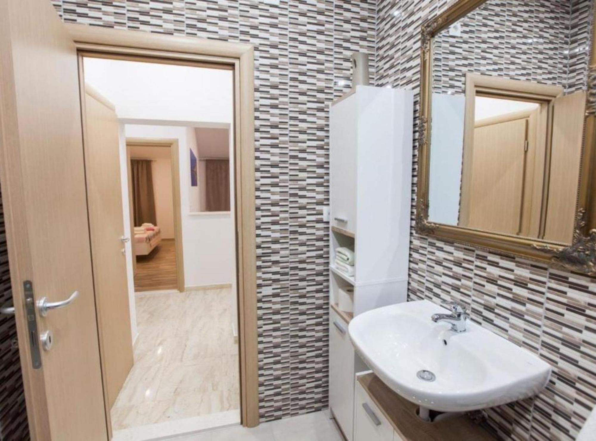 Apartment Dalmatia Kaštela Buitenkant foto