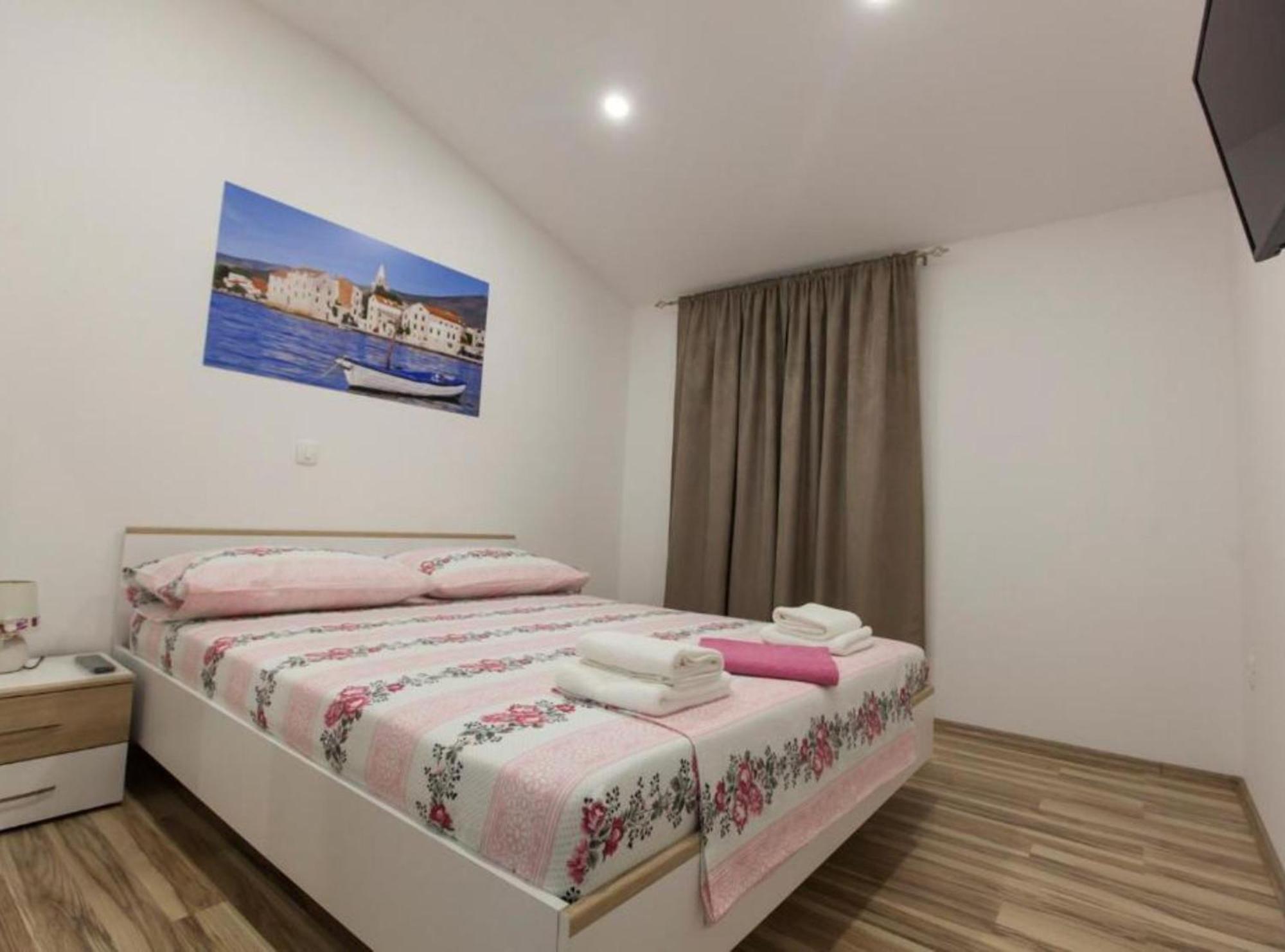 Apartment Dalmatia Kaštela Buitenkant foto