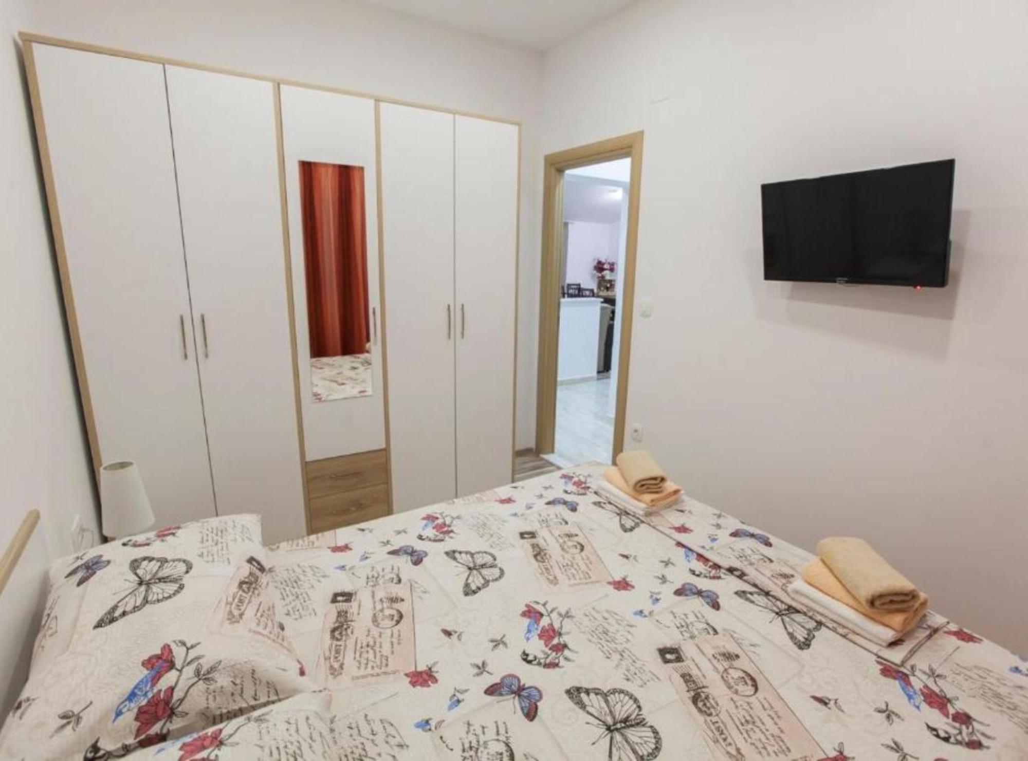 Apartment Dalmatia Kaštela Buitenkant foto