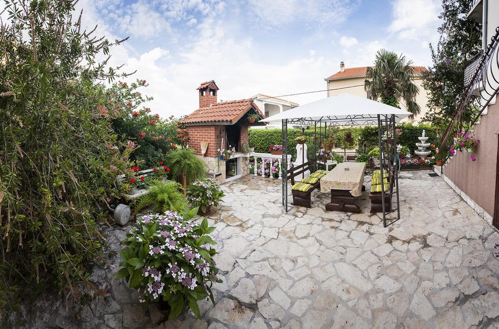 Apartment Dalmatia Kaštela Buitenkant foto