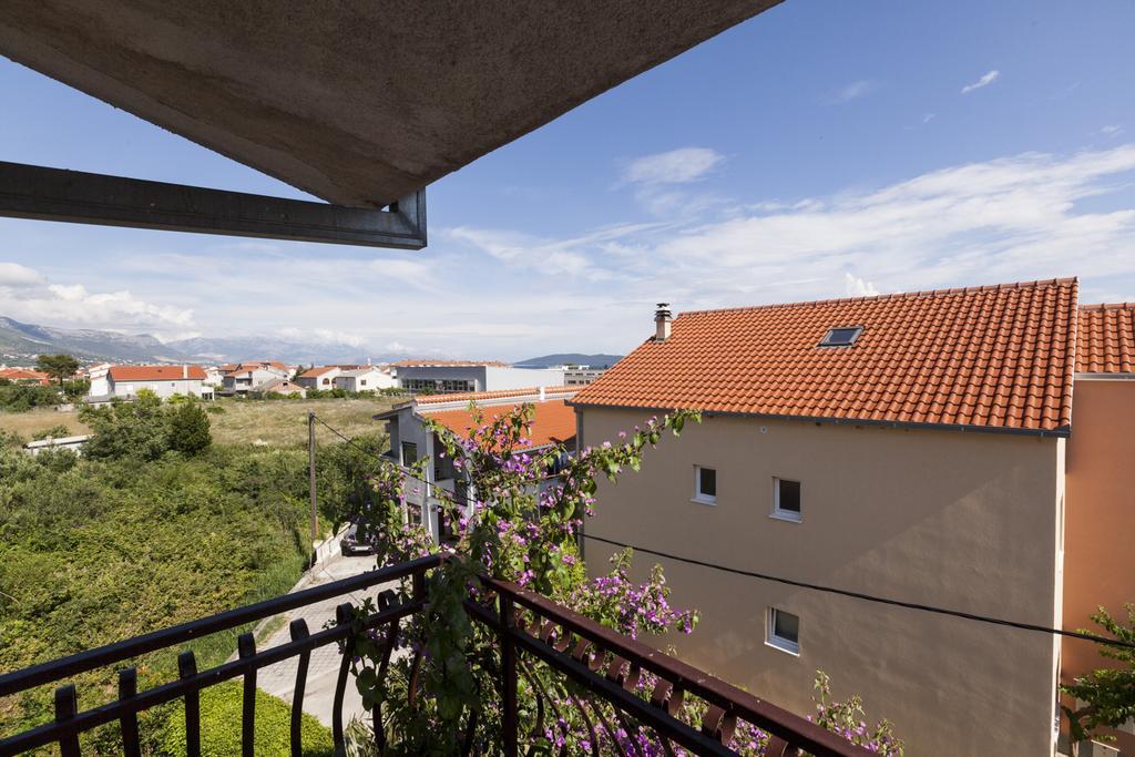Apartment Dalmatia Kaštela Buitenkant foto