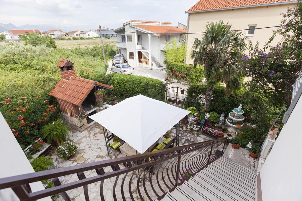 Apartment Dalmatia Kaštela Buitenkant foto
