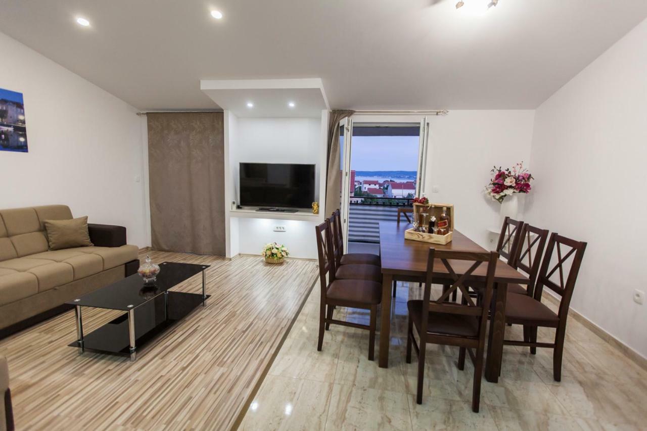 Apartment Dalmatia Kaštela Buitenkant foto