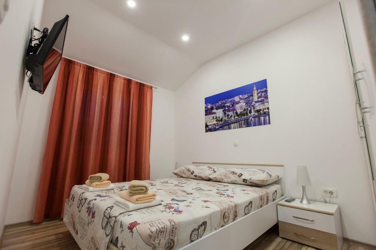 Apartment Dalmatia Kaštela Buitenkant foto