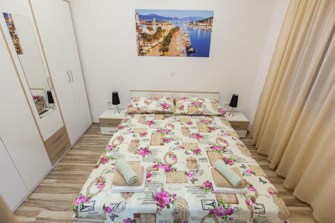 Apartment Dalmatia Kaštela Buitenkant foto